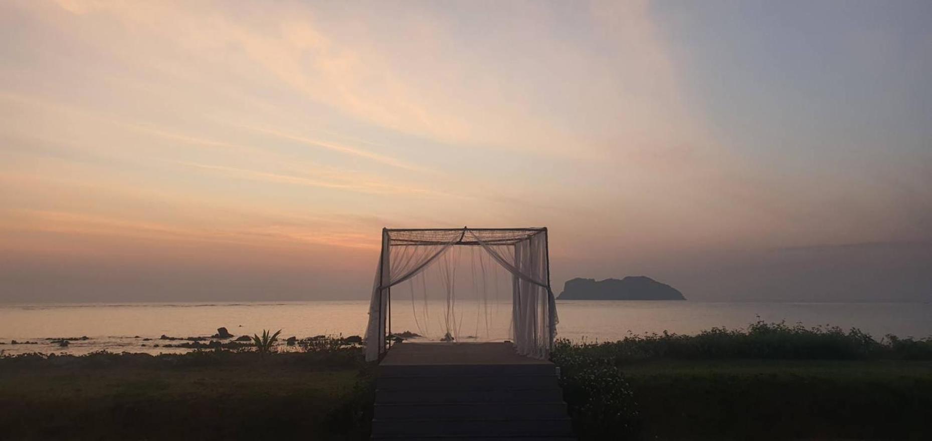 The Beach Resort & Residence - Sha Plus Pathiu Exterior photo