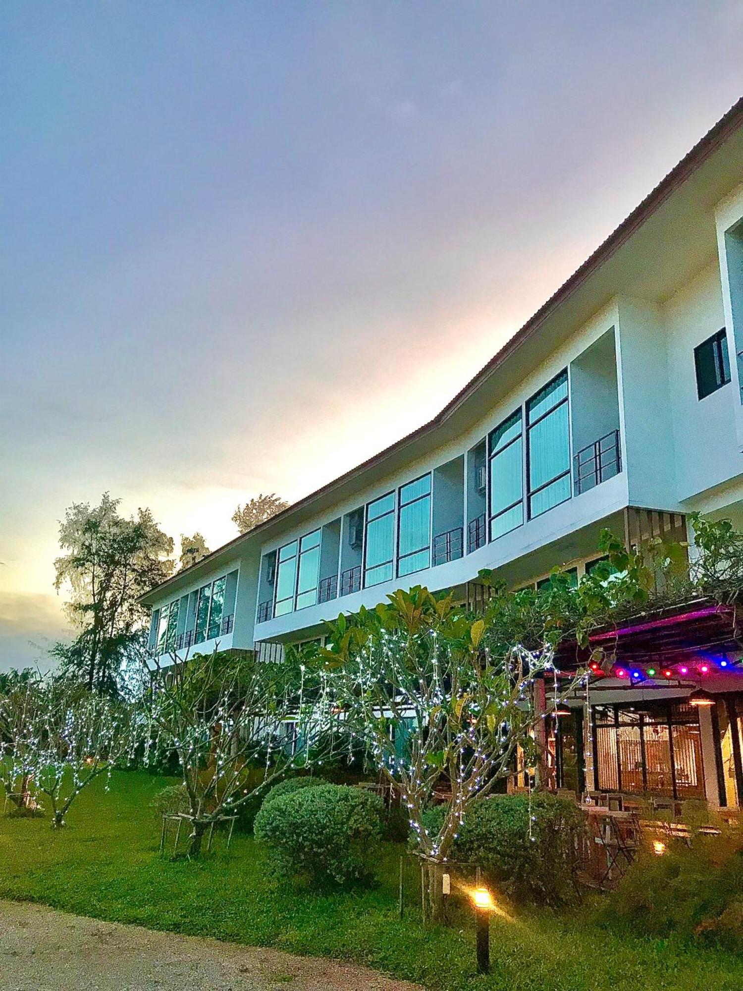 The Beach Resort & Residence - Sha Plus Pathiu Exterior photo